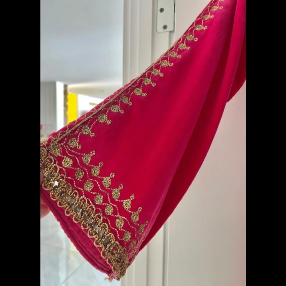 Vintage Moroccan Caftan / Kaftan from Africa Raspberry Pink Velvet S - Picture 5 of 7